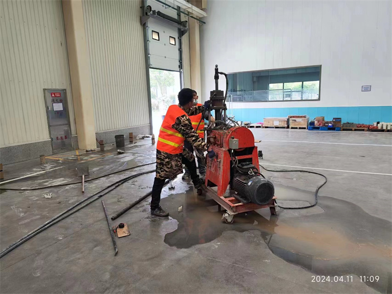 吉安厂房地面下沉塌陷注浆加固施工